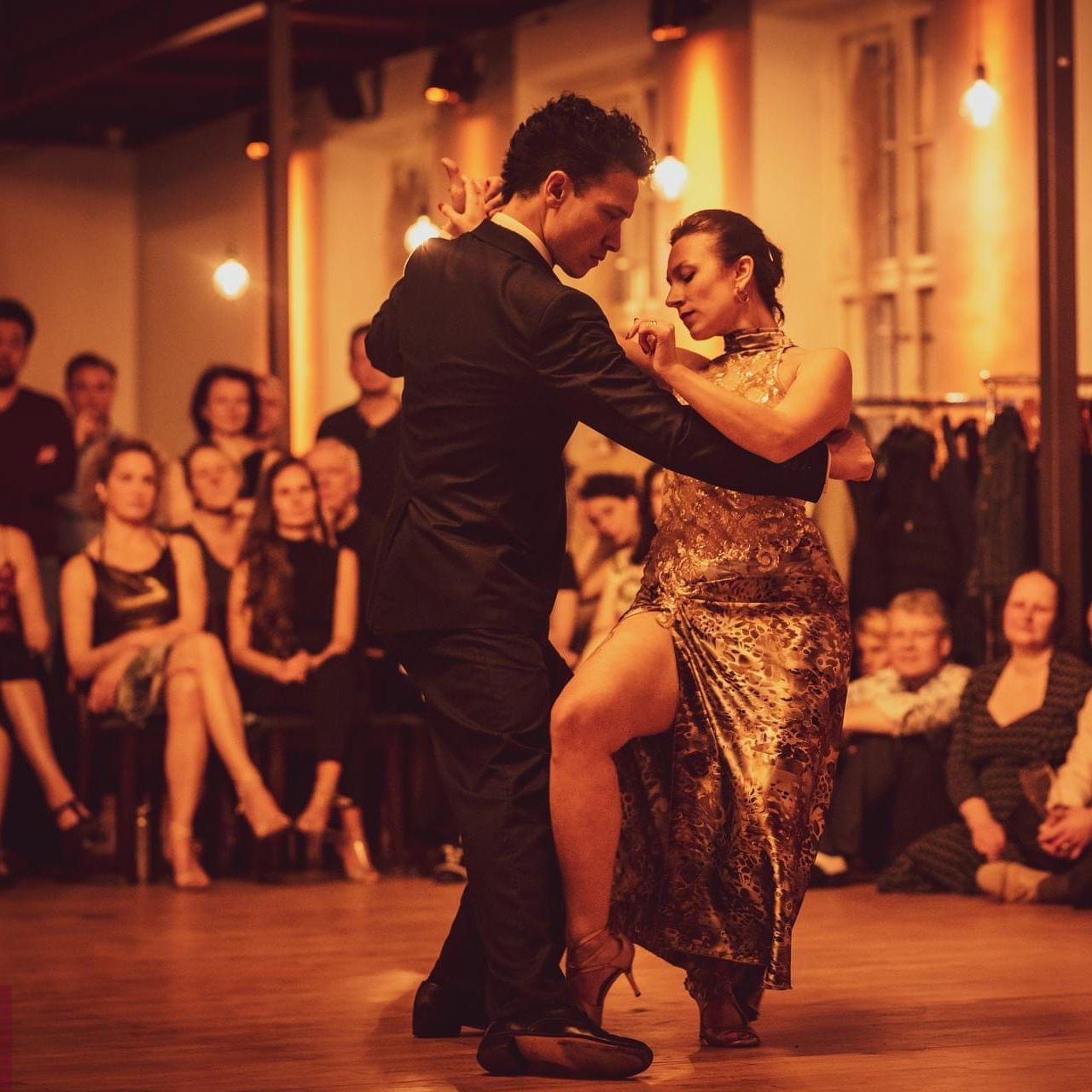 rene-bui-esme-page-tango